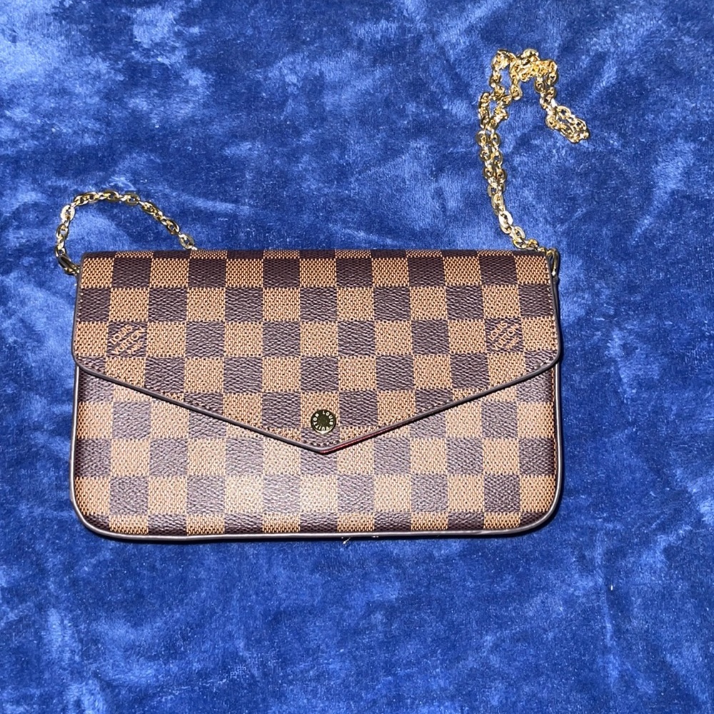 Crossbody bag